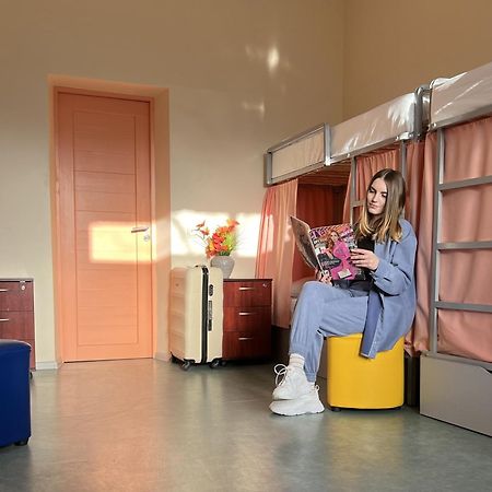 Demeevsky Hostel Kiev Eksteriør billede