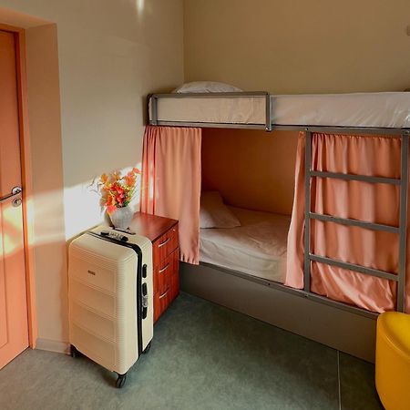 Demeevsky Hostel Kiev Eksteriør billede