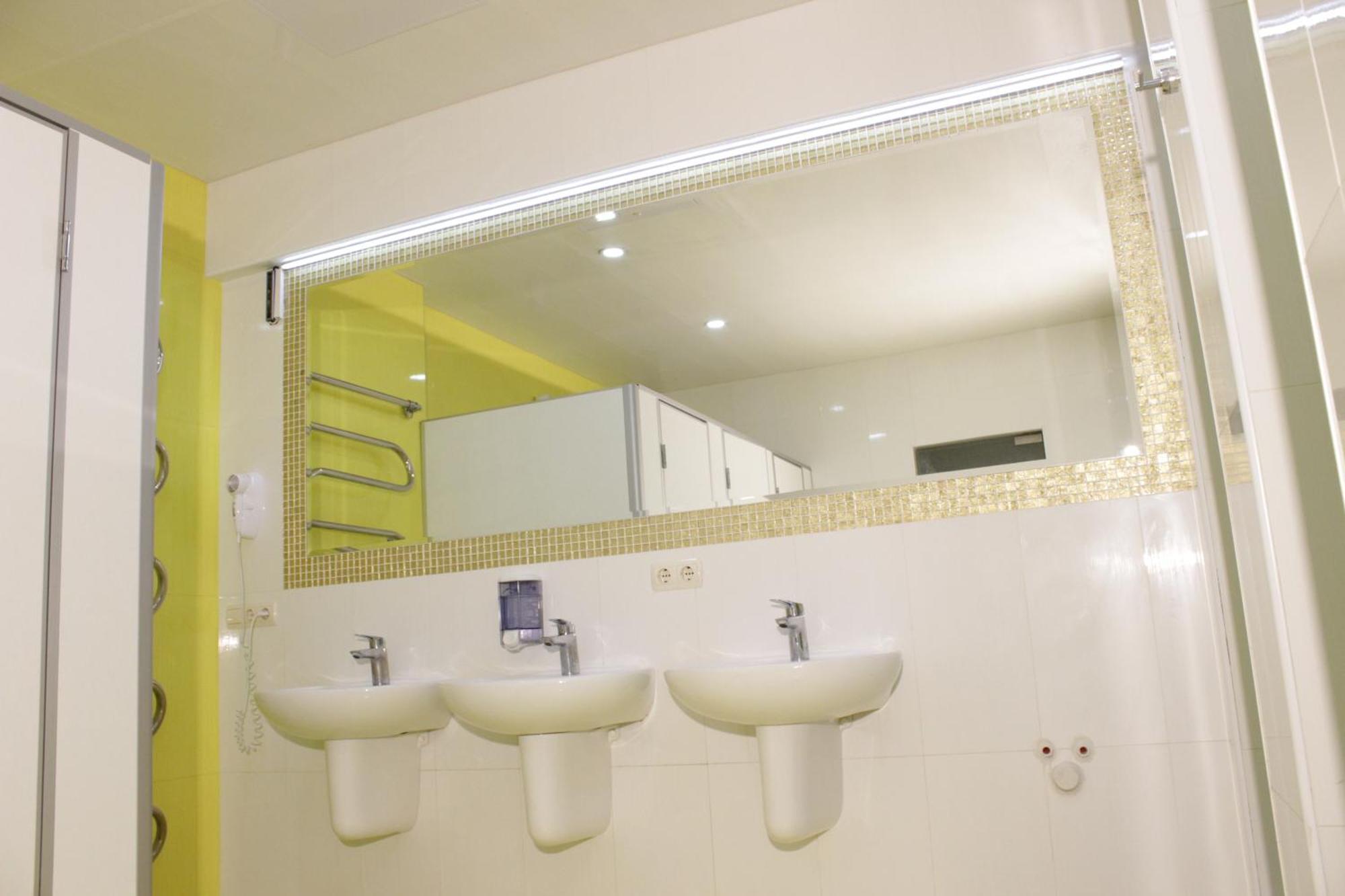 Demeevsky Hostel Kiev Eksteriør billede